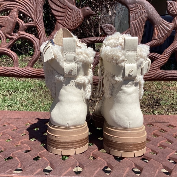 NWT Circus By Sam Edelman Ivory Gretchen Faux Sherpa Hiking/Outdoor Boot - Picture 7 of 9